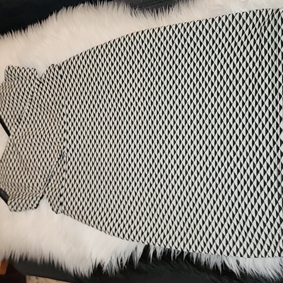 H&M Black & White Spaghetti Strap Slip On Dress, Pre-loved in EC, Size Small - Picture 5 of 8